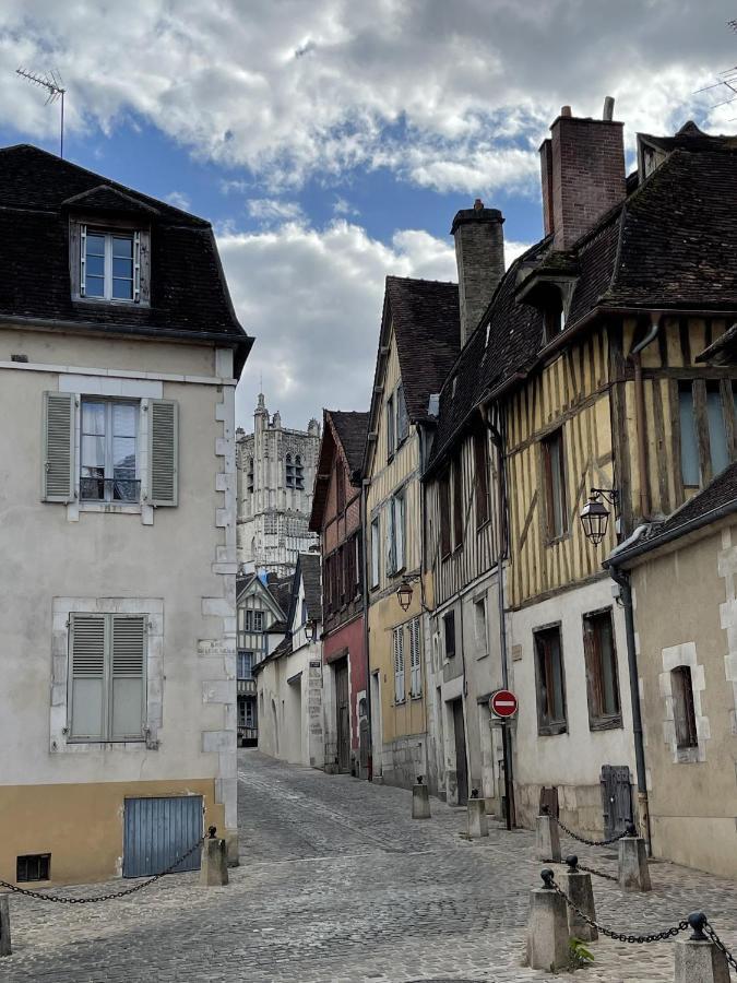 Appartement Le Saint-Nicolas Auxerre Les Quais Eksteriør bilde